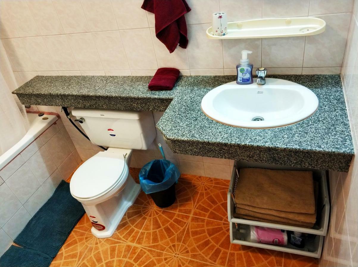 Waree'S Guesthouse Kata-part Kültér fotó